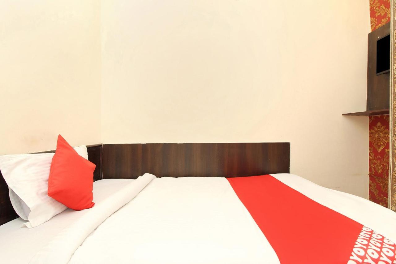 Hotel O Vasundhara Guest House Near Tankbund Secundurabad Kültér fotó