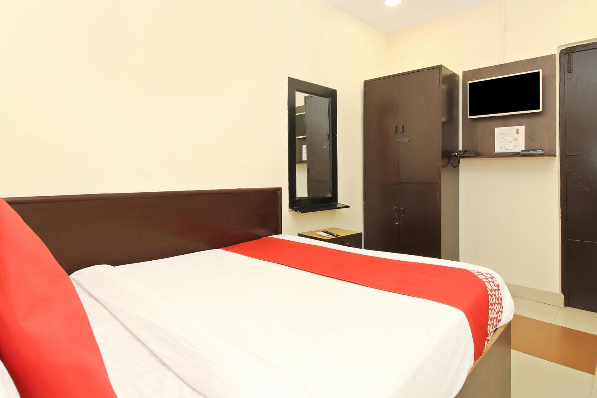 Hotel O Vasundhara Guest House Near Tankbund Secundurabad Kültér fotó