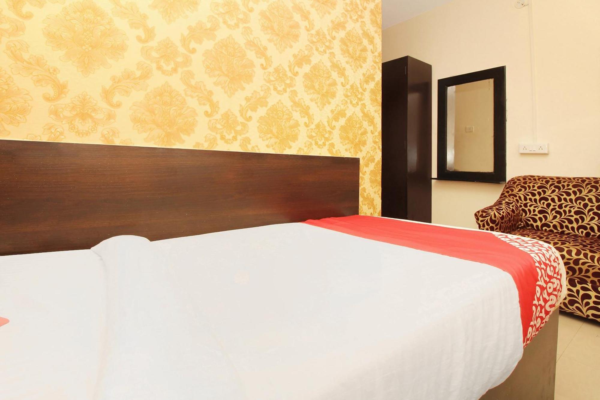 Hotel O Vasundhara Guest House Near Tankbund Secundurabad Kültér fotó