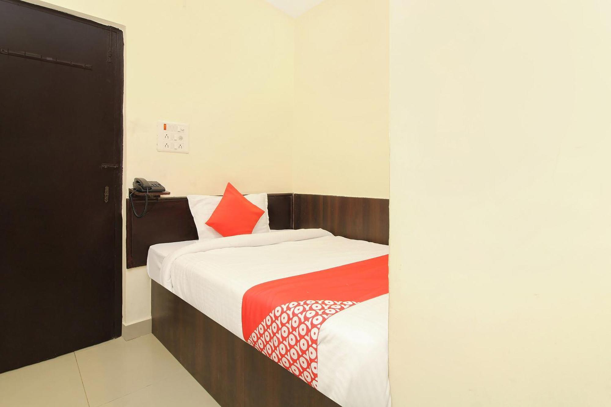 Hotel O Vasundhara Guest House Near Tankbund Secundurabad Kültér fotó